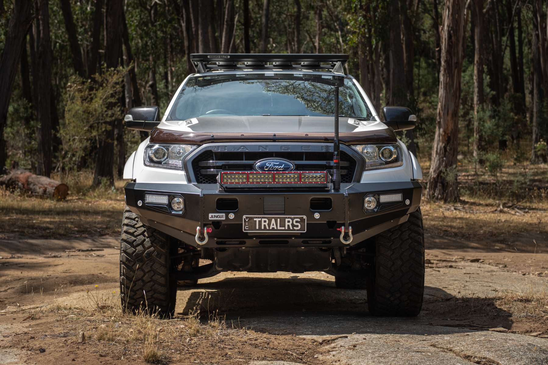 Loopless Sports Bull Bar – Fitted