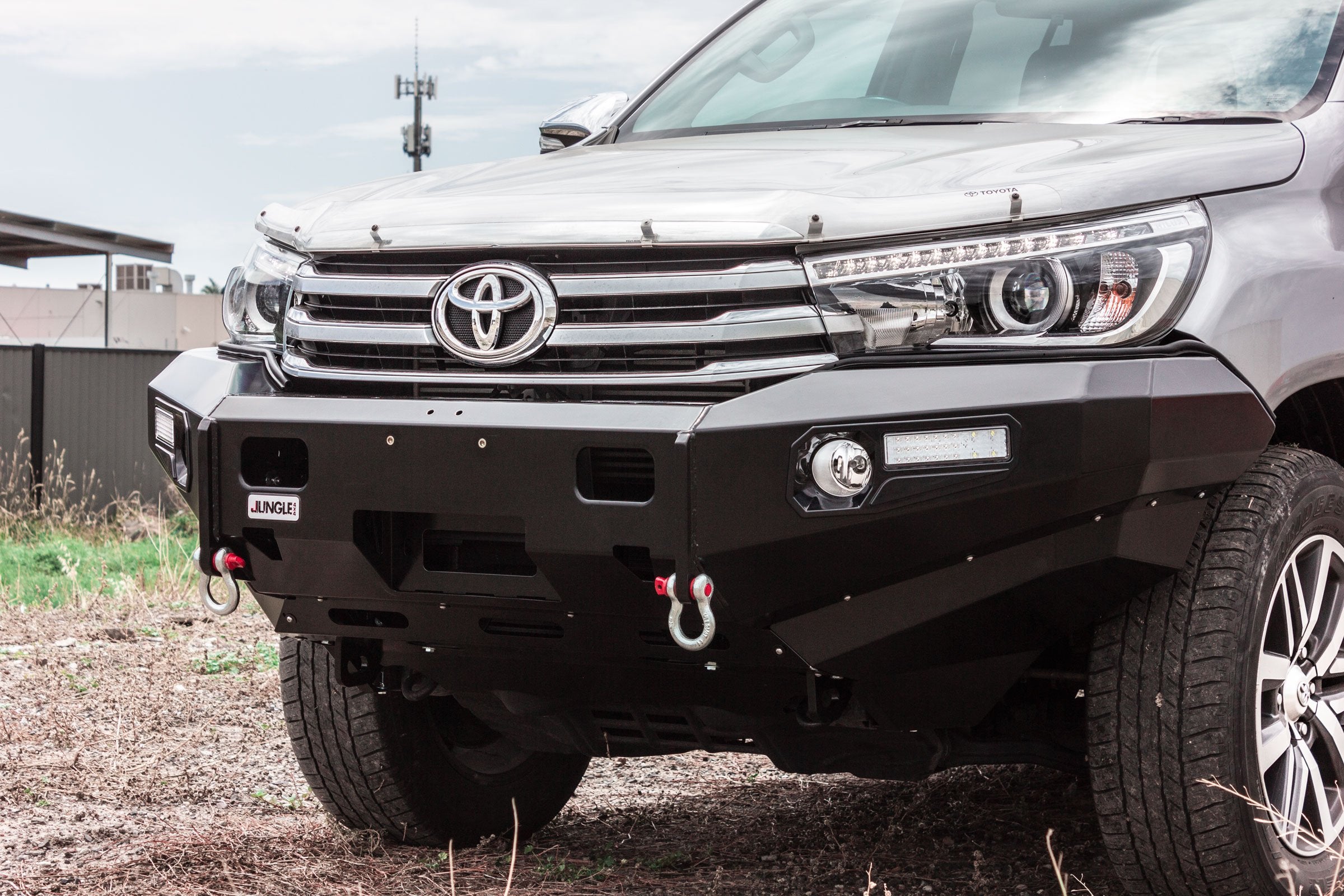 Bullbar Toyota Hilux Revo 2015+