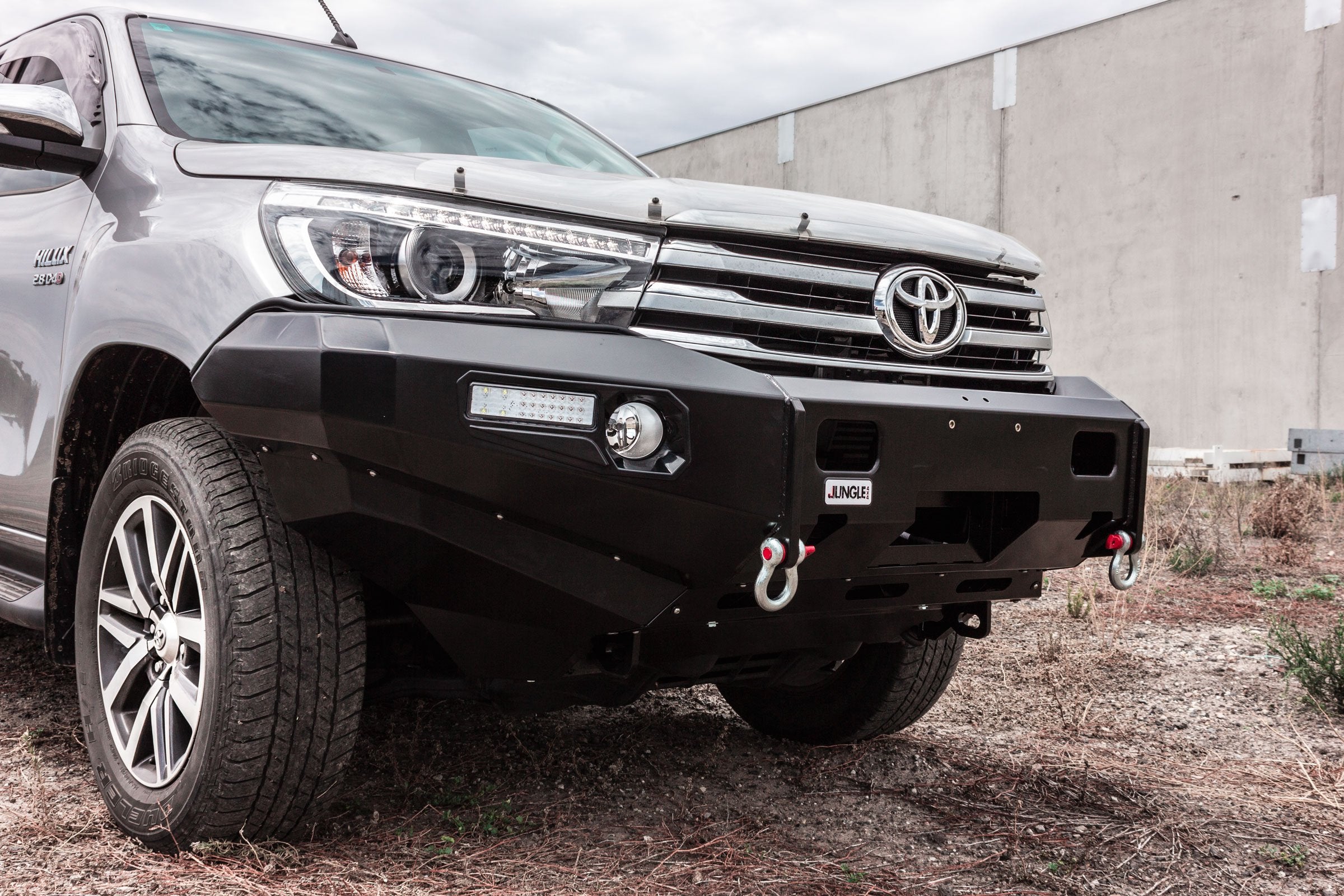 Bullbar Toyota Hilux Revo 2015+