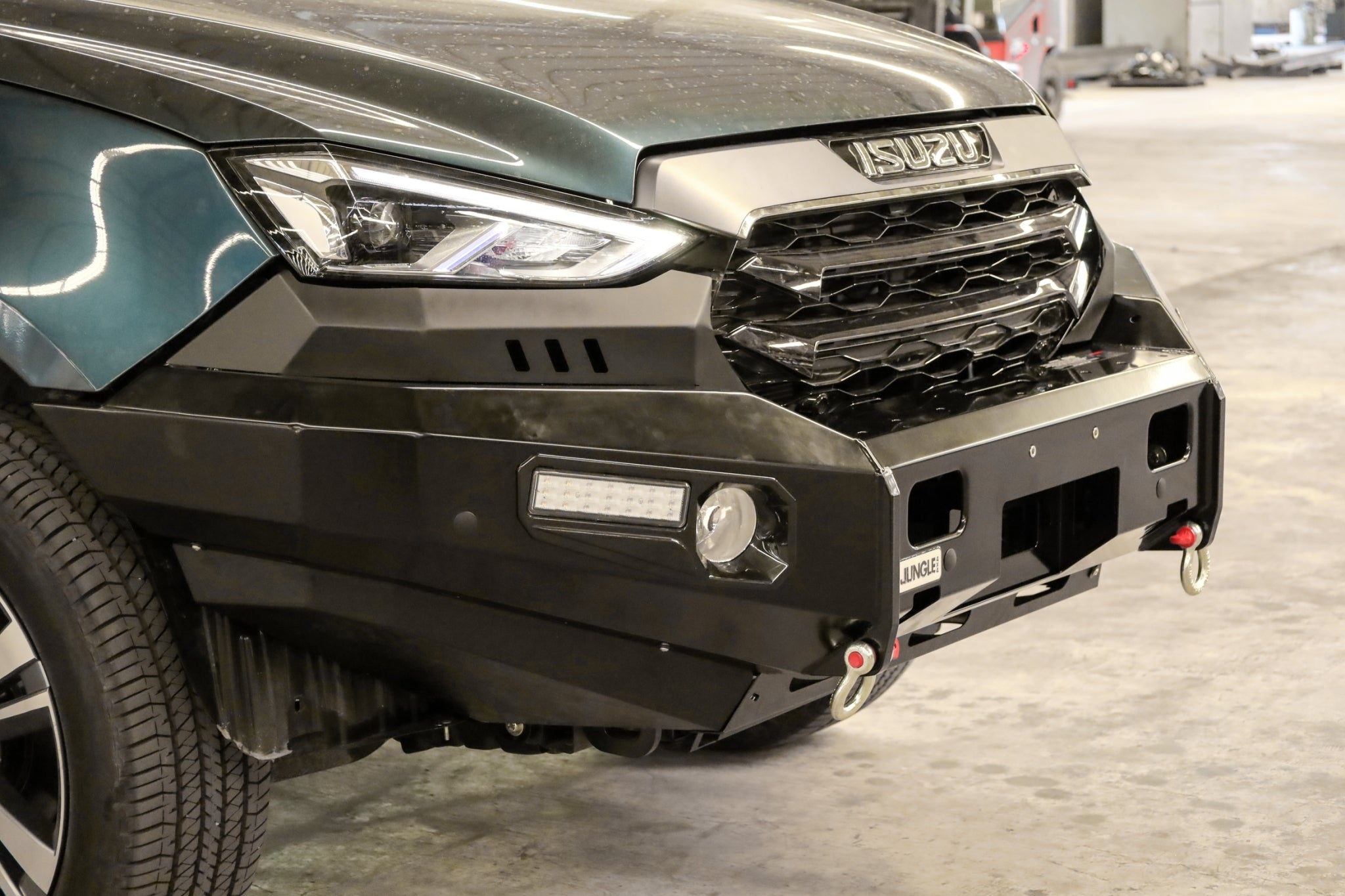 Bull Bar Isuzu MUX 2020+