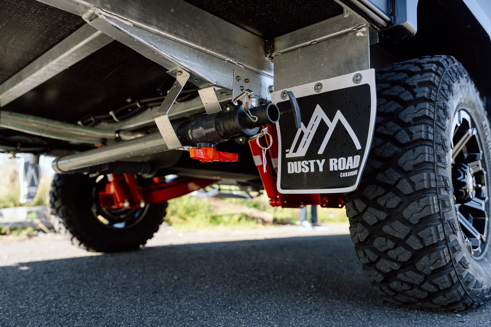 Dusty Road Caravan - 16 Foot