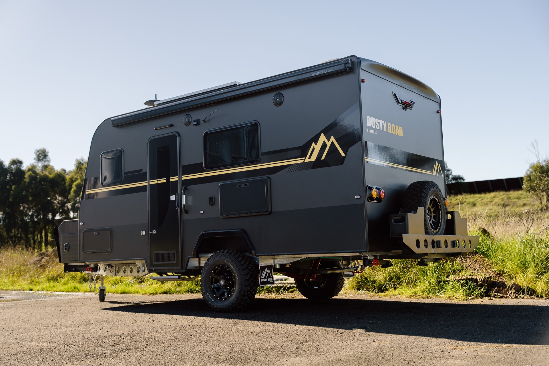 Dusty Road Caravan - 16 Foot