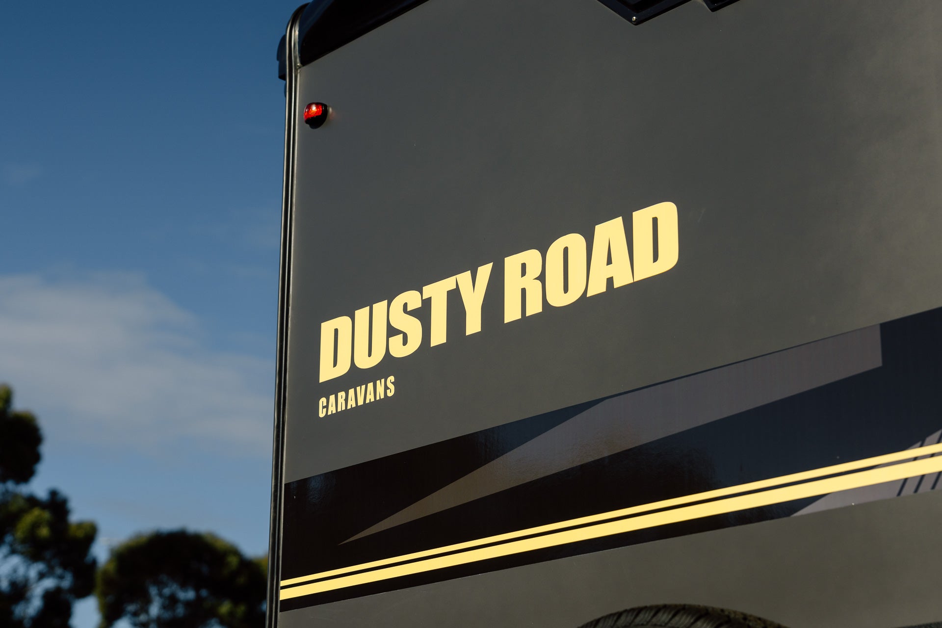 Dusty Road Caravan - 16 Foot