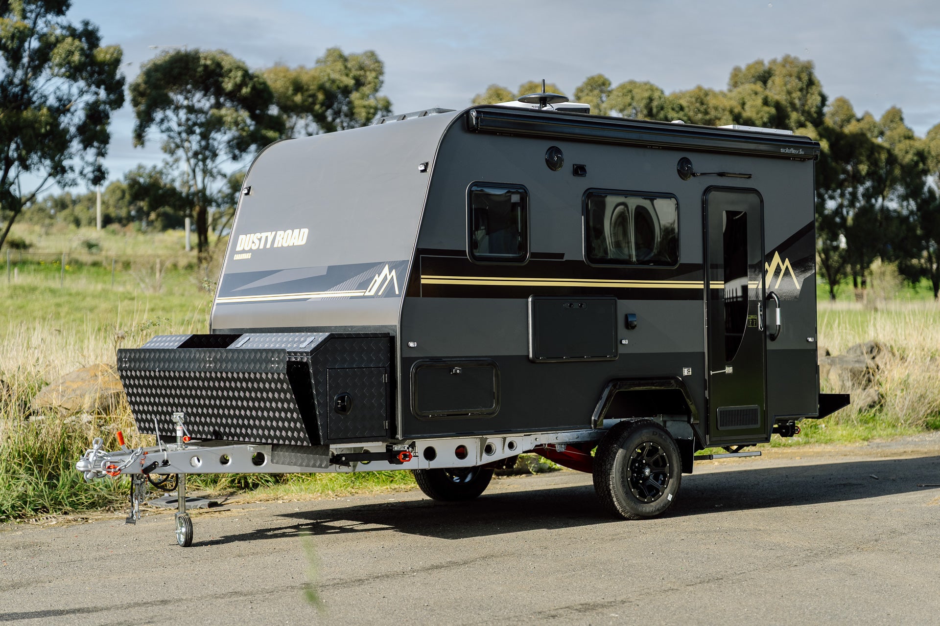 Dusty Road Caravan - 12 Foot