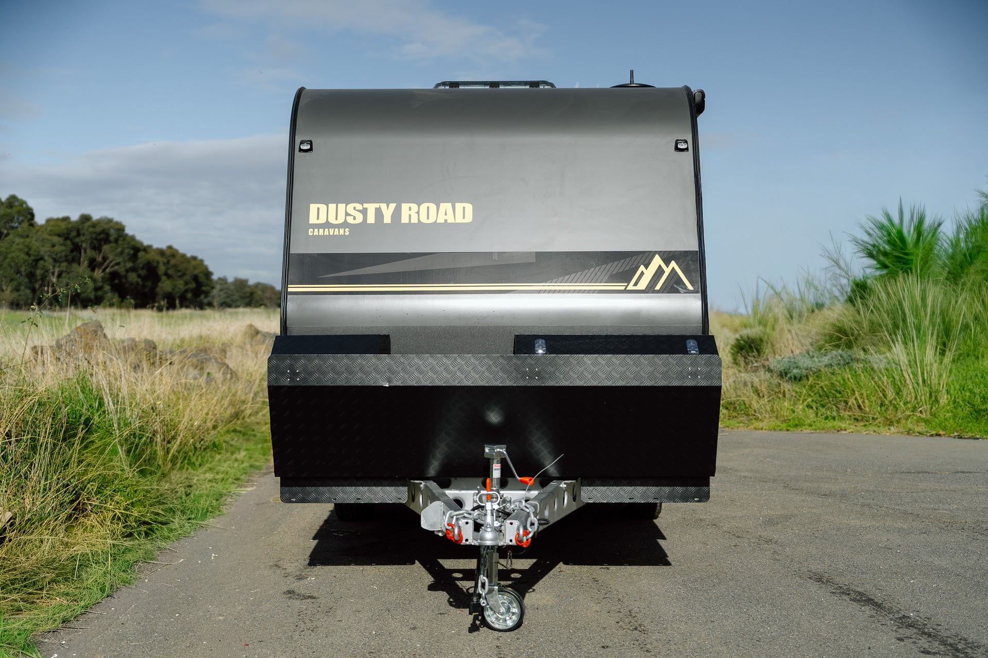 Dusty Road Caravan - 16 Foot
