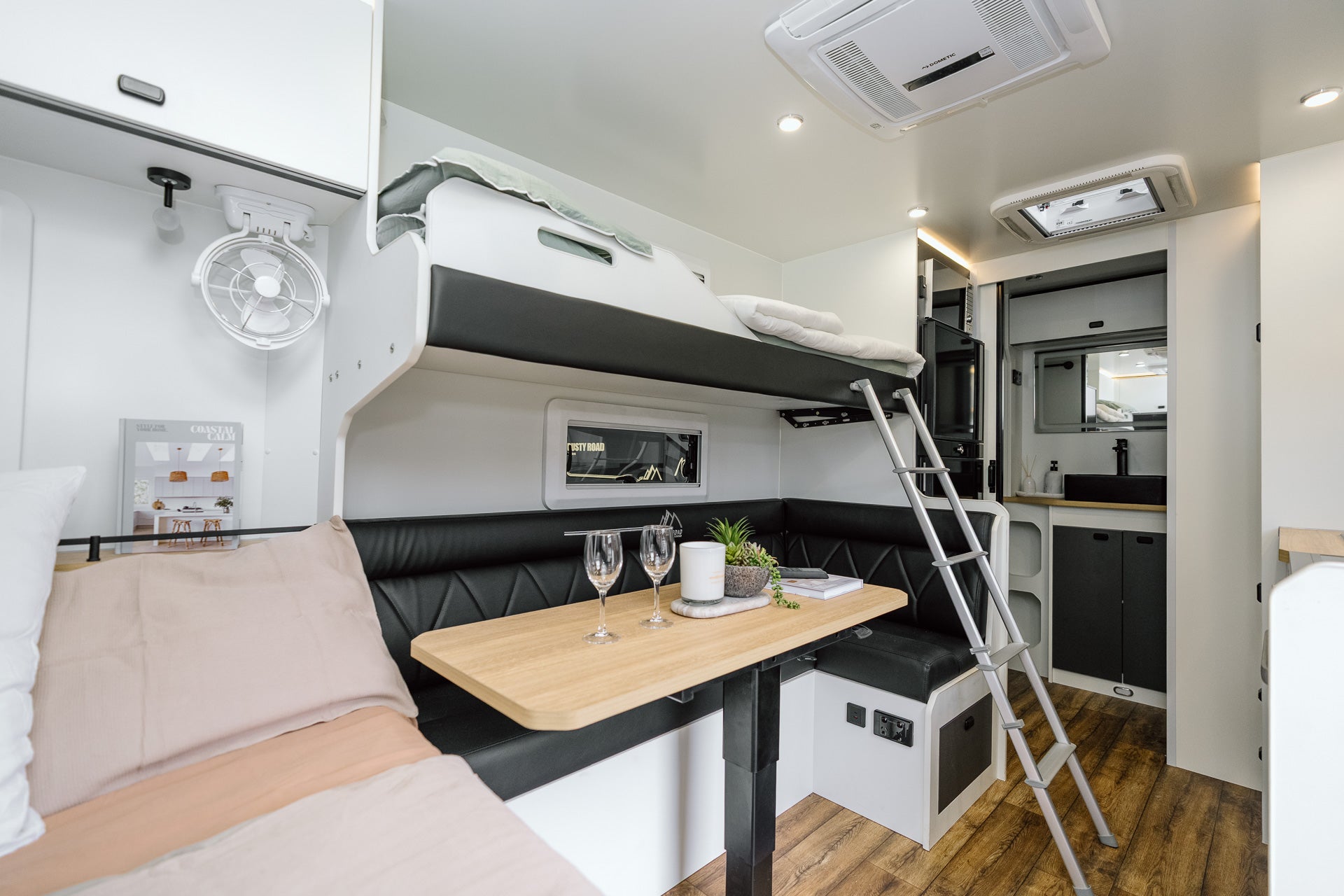 Dusty Road Caravan - 16 Foot